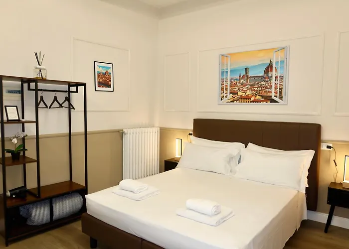 Guest house: El Roy Garden Rooms