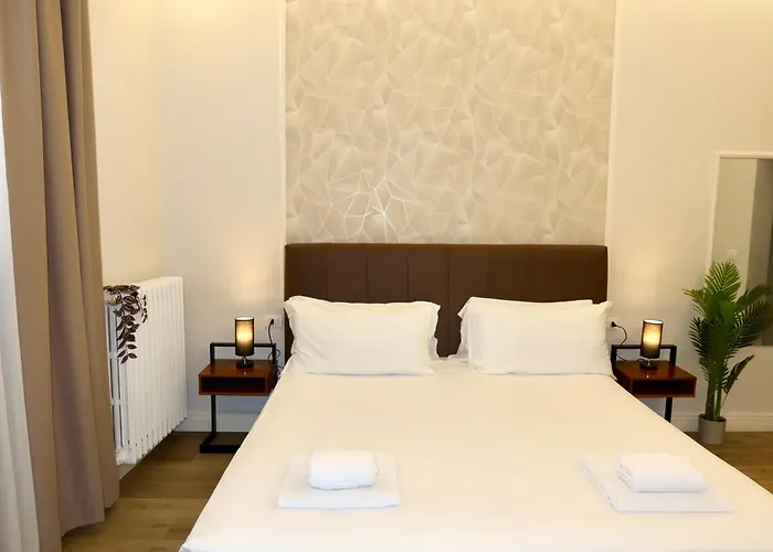 Guest house: El Roy Garden Rooms